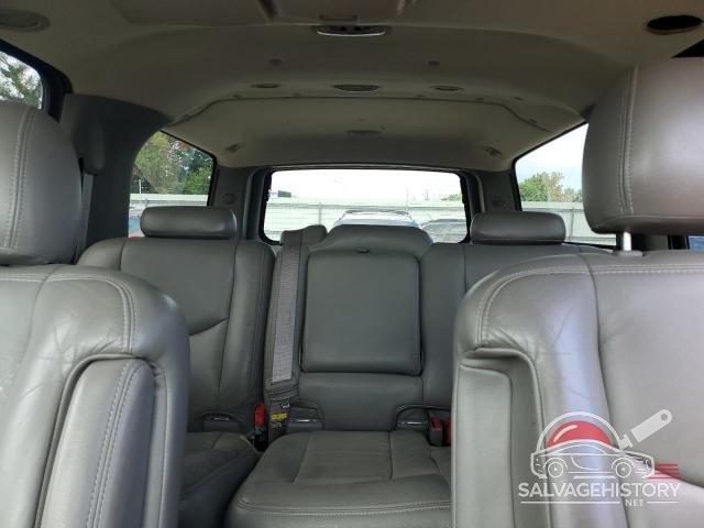 1GNFK16Z44J236609 2004 CHEVROLET SUBURBAN photo no. 10