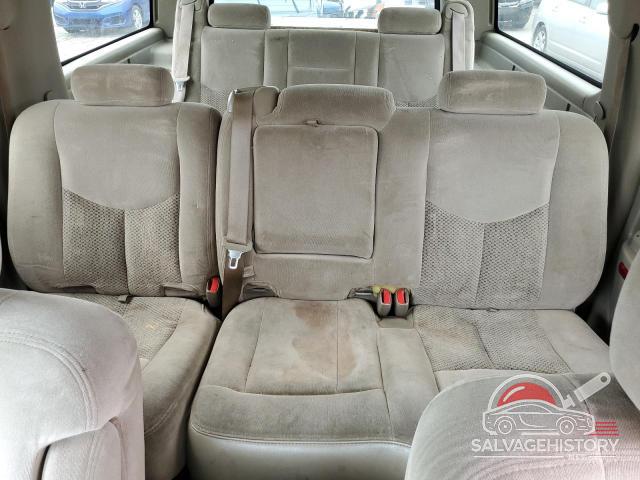 3GNEC16Z05G118598 2005 CHEVROLET SUBURBAN photo no. 10