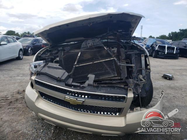 1GNFC16J48R118770 2008 CHEVROLET SUBURBAN photo no. 5