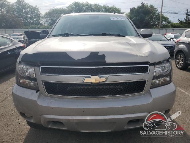 3GNFK163X8G273313 2008 CHEVROLET SUBURBAN photo no. 5