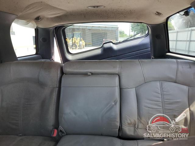 1GNEK13T21R187550 2001 CHEVROLET TAHOE photo no. 10
