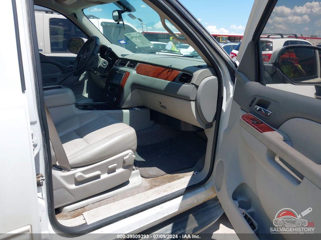 1GNSCBE0XCR104183 2012 CHEVROLET TAHOE photo no. 5