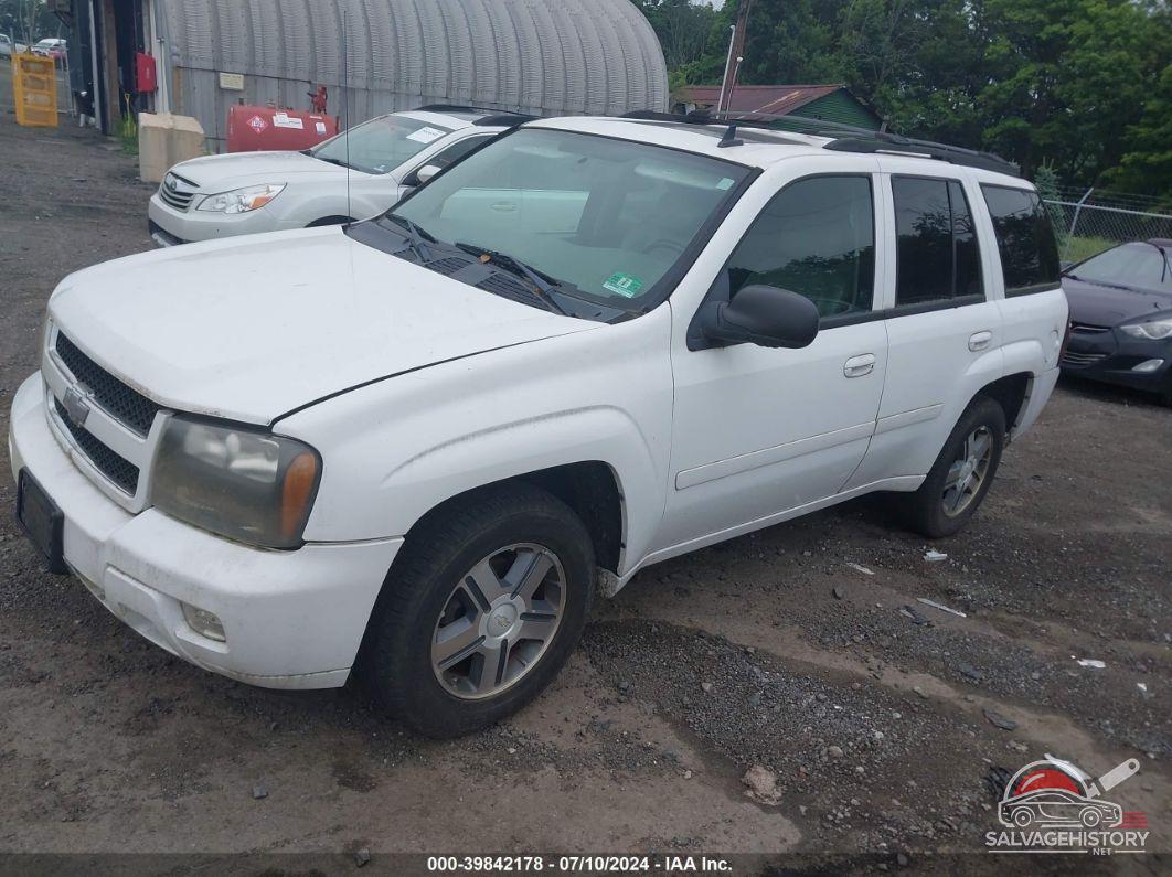 1GNDT13S182158298 2008 CHEVROLET TRAILBLAZER photo no. 2