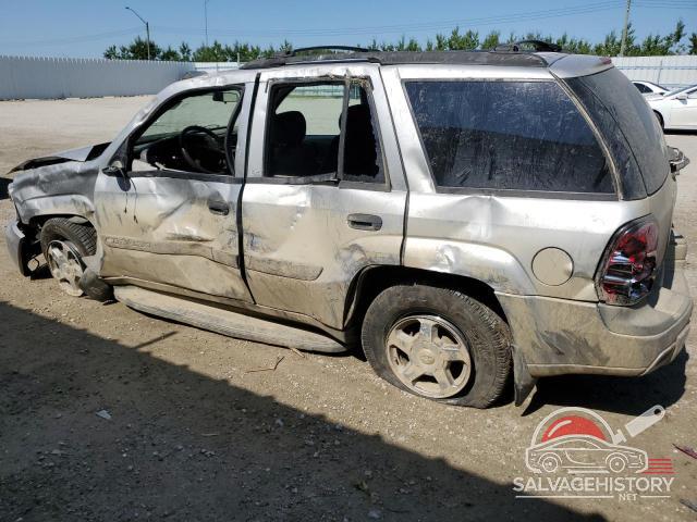 1GNDT13S942401009 2004 CHEVROLET TRAILBLZR photo no. 2
