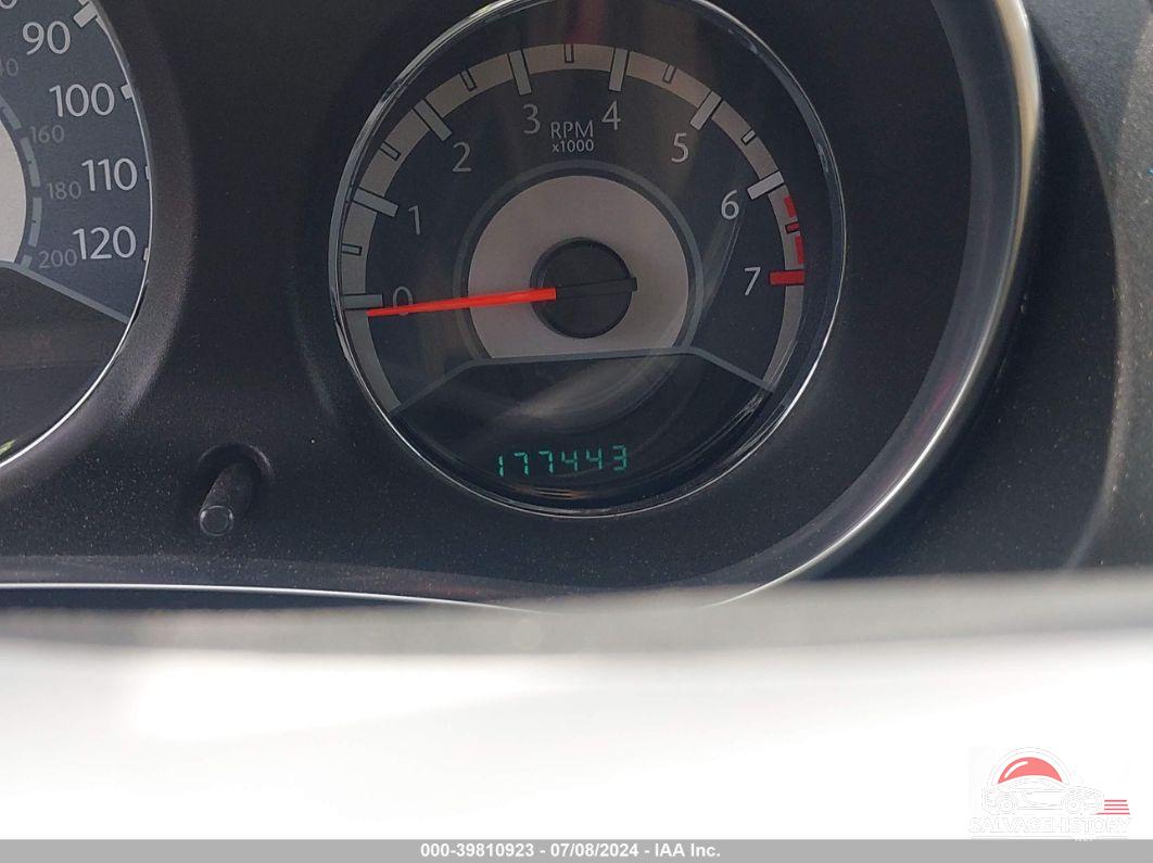1C3BCBFG1EN138077 2014 CHRYSLER 200 photo no. 7