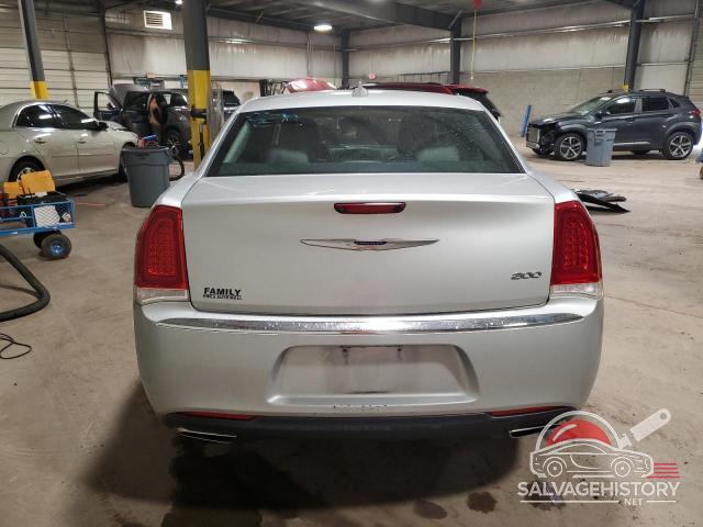 2C3CCAAG2KH589996 2019 CHRYSLER 200 SEDAN photo no. 6