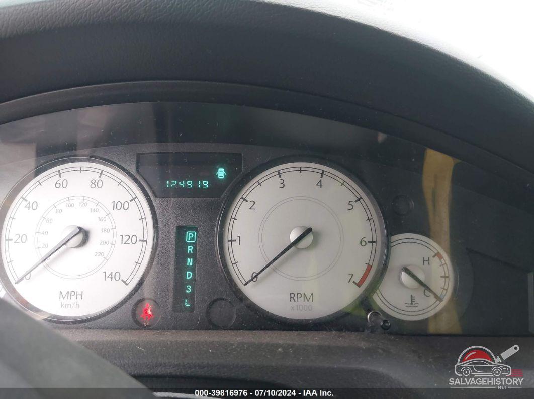 2C3AA43RX5H635396 2005 CHRYSLER 300 photo no. 7