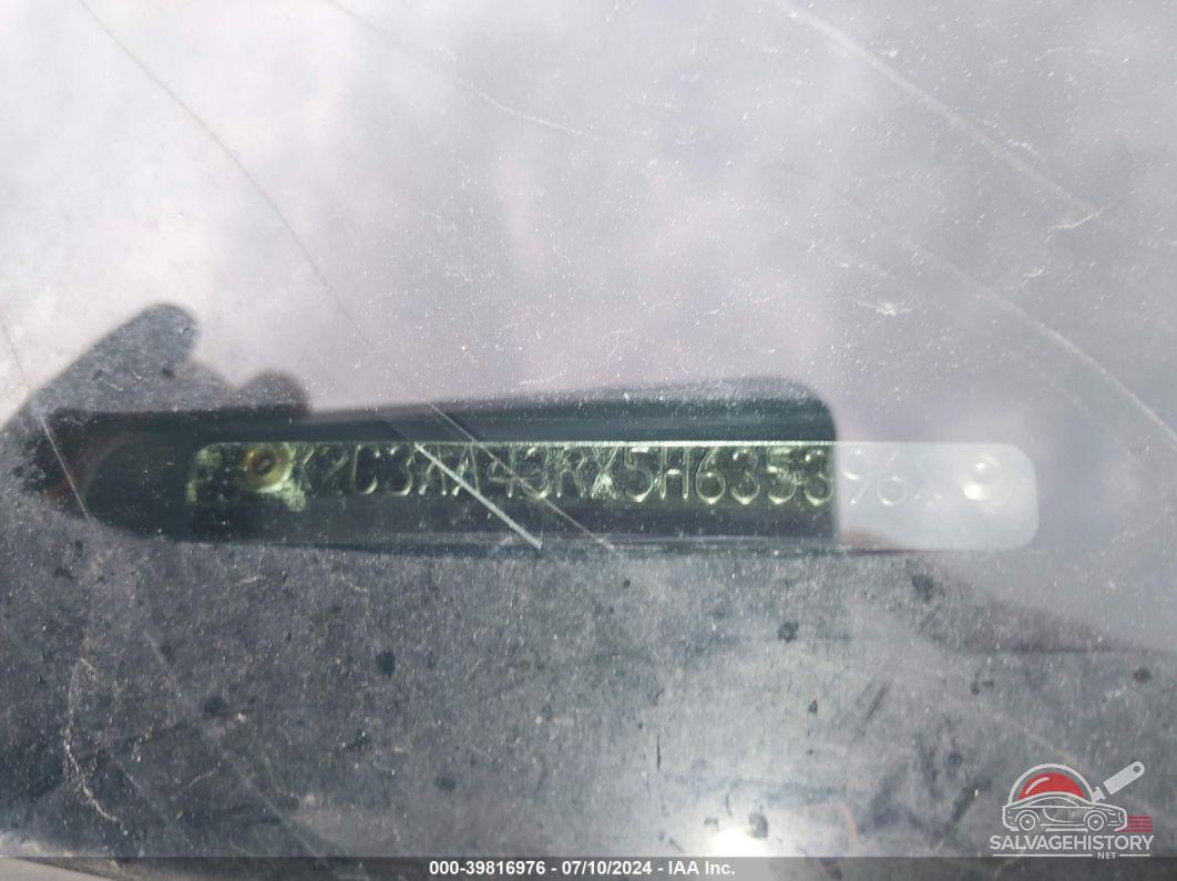 2C3AA43RX5H635396 2005 CHRYSLER 300 photo no. 9