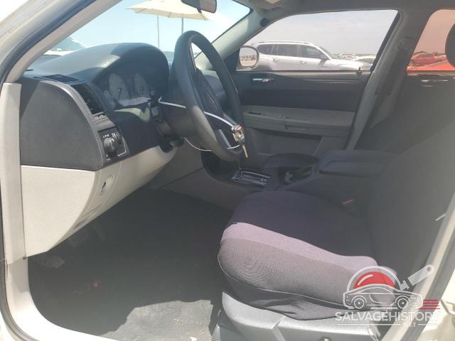 2C3JA43R55H134674 2005 CHRYSLER 300 photo no. 7