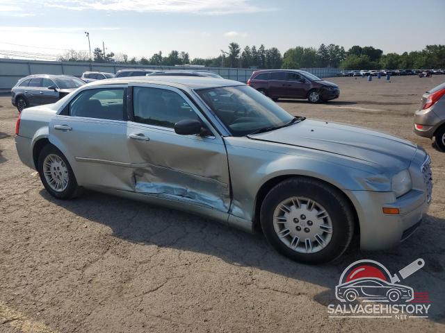 2C3JA43R75H662989 2005 CHRYSLER 300 photo no. 4