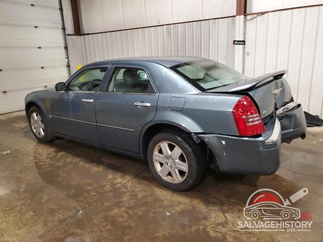 2C3JK63H55H639016 2005 CHRYSLER 300 photo no. 2