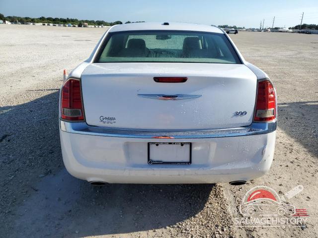 2C3CCAAG5EH204984 2014 CHRYSLER 300 photo no. 6