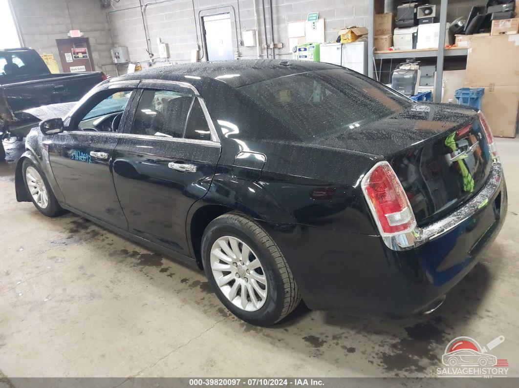 2C3CCAAG5EH212891 2014 CHRYSLER 300 photo no. 3