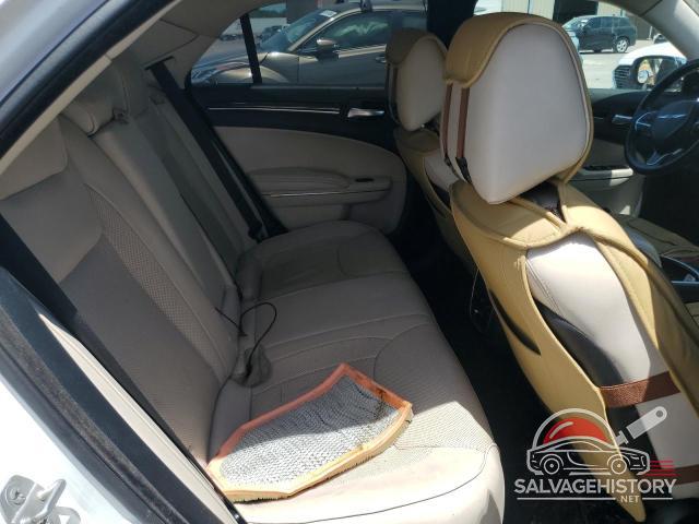 2C3CCAEG3FH779595 2015 CHRYSLER 300 photo no. 10