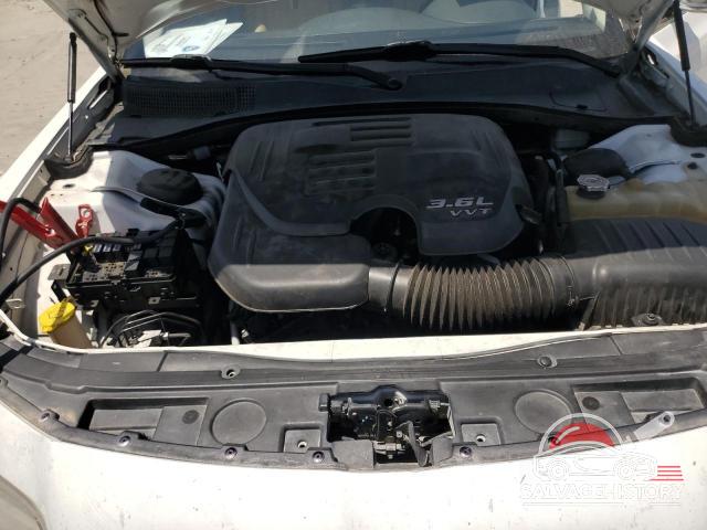 2C3CCAEG3FH779595 2015 CHRYSLER 300 photo no. 11