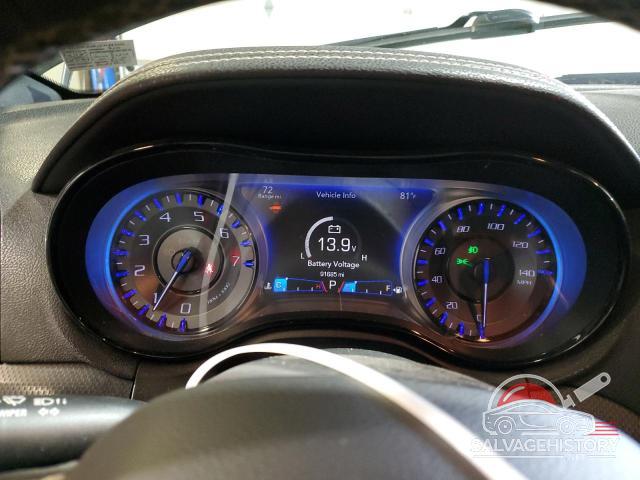 2C3CCAGG1FH887453 2015 CHRYSLER 300 photo no. 9