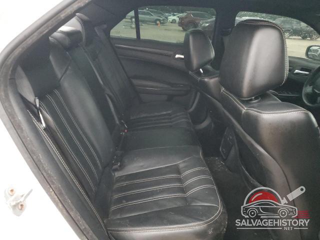 2C3CCABG1GH224389 2016 CHRYSLER 300 photo no. 10