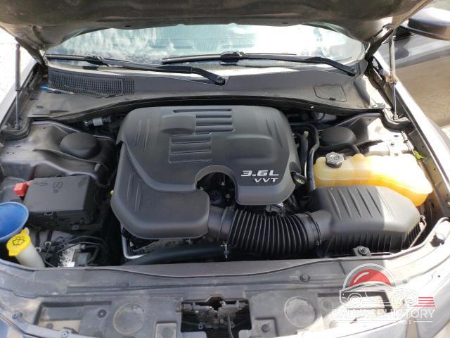 2C3CCAGG6GH296388 2016 CHRYSLER 300 photo no. 11