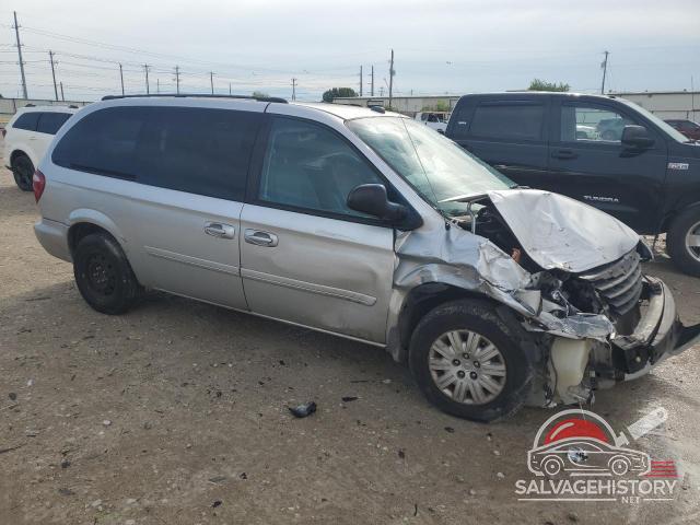 2C4GP44R05R520349 2005 CHRYSLER MINIVAN photo no. 4