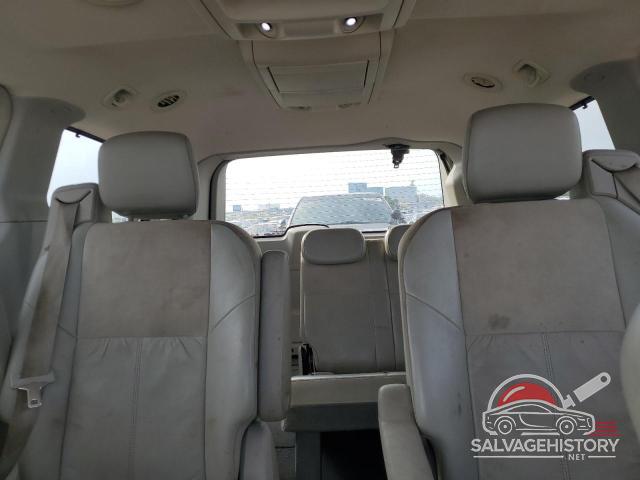2A4RR7DXXAR357703 2010 CHRYSLER MINIVAN photo no. 10