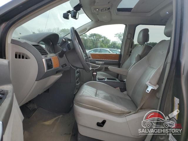 2A4RR7DXXAR357703 2010 CHRYSLER MINIVAN photo no. 7