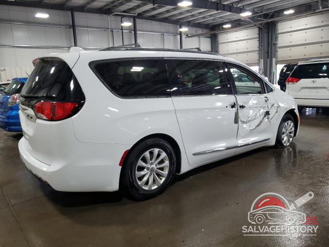 2C4RC1BG7JR119251 2018 CHRYSLER PACIFICA photo no. 3