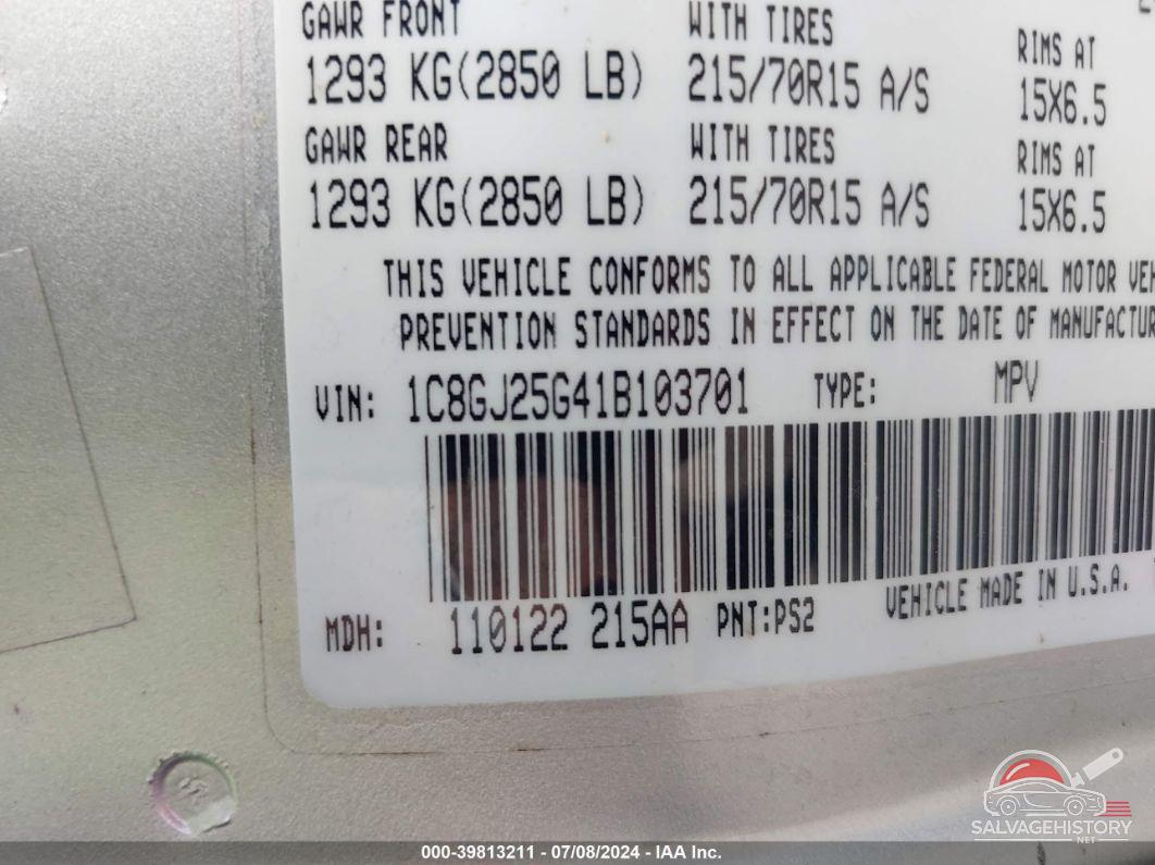 1C8GJ25G41B103701 2001 CHRYSLER VOYAGER photo no. 9