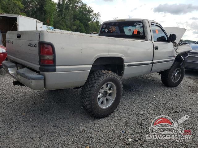 3B7KF26Z8XM527378 1999 DODGE All Models photo no. 3