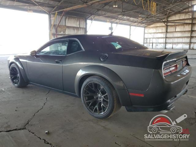 2C3CDZFJ3MH624063 2021 DODGE CHALLENGER photo no. 2