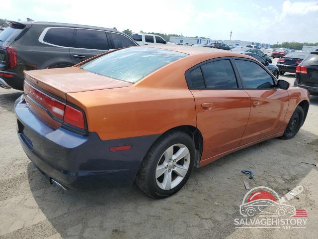 2B3CL3CG0BH534551 2011 DODGE CHARGER photo no. 3