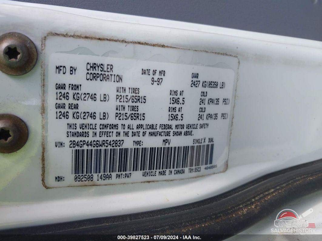 2B4GP44G6WR542837 1998 DODGE GRAND CARAVAN photo no. 9