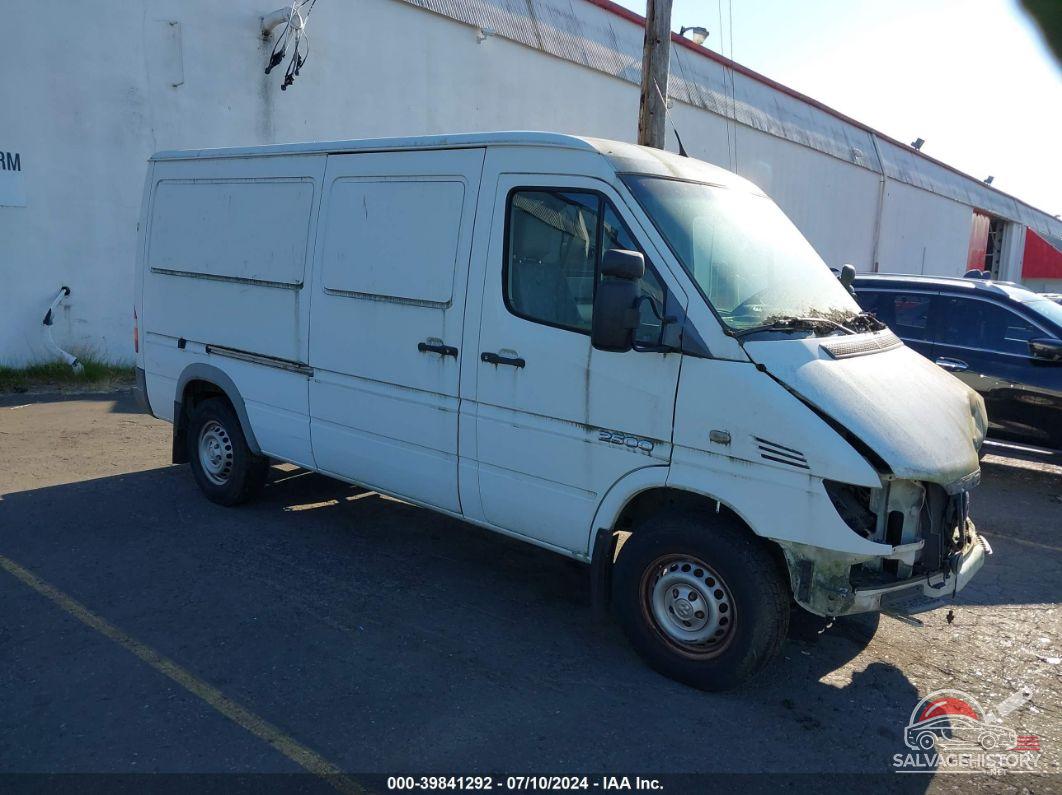 WD0PD644165917129 2006 DODGE SPRINTER VAN 2500 photo no. 2