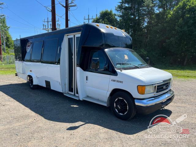 1FDXE45P25HA58208 2005 FORD ALL Models photo no. 4