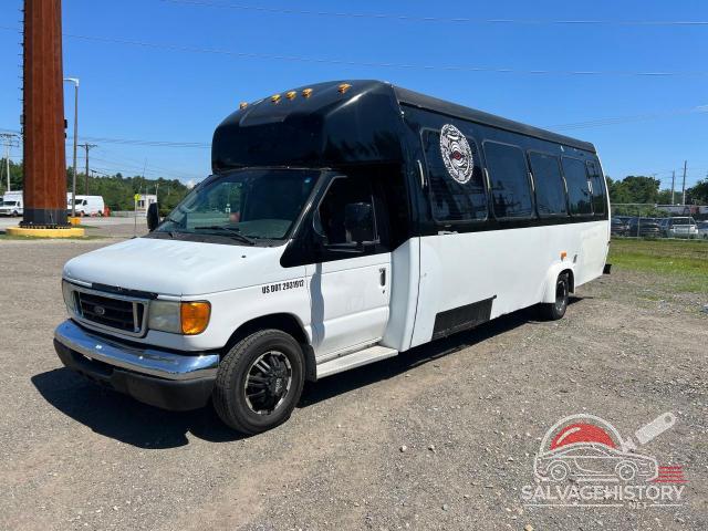1FDXE45P25HA58208 2005 FORD ALL Models photo no. 2