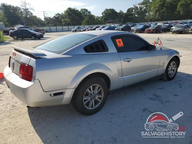 1ZVFT80N355138232 2005 FORD ALL Models photo no. 3