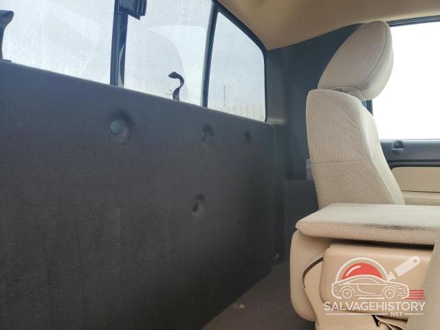 1FTMF1CM4BKD30932 2011 FORD All Models photo no. 10