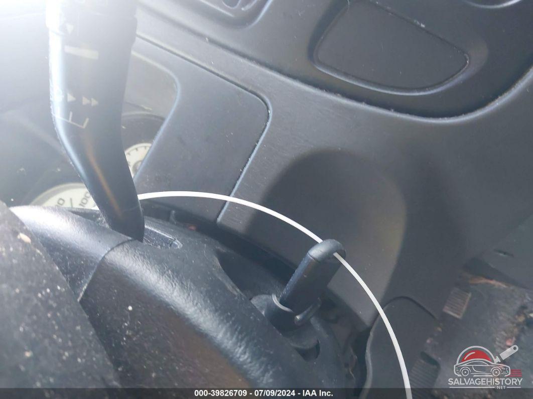 1FMYU02Z35KD99559 2005 FORD ESCAPE photo no. 11