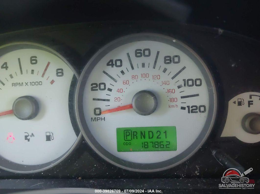 1FMYU02Z35KD99559 2005 FORD ESCAPE photo no. 7