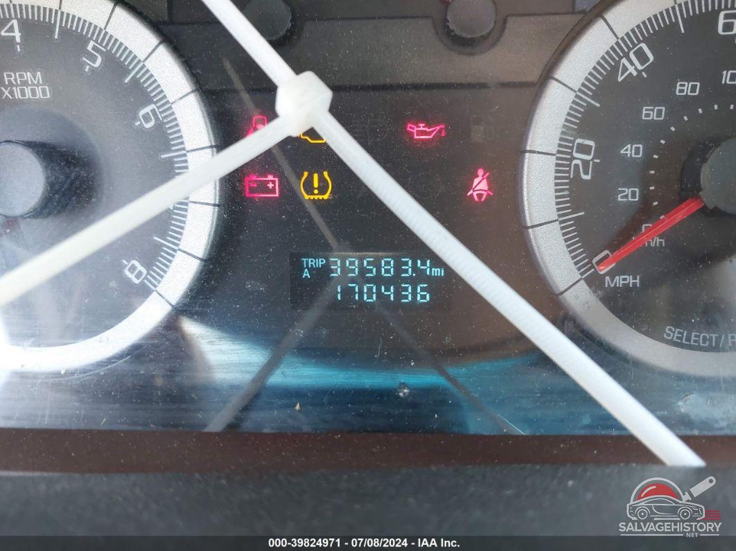 1FMCU03118KA18797 2008 FORD ESCAPE photo no. 7
