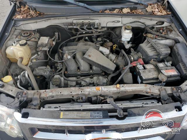 1FMCU03118KA28410 2008 FORD ESCAPE photo no. 12