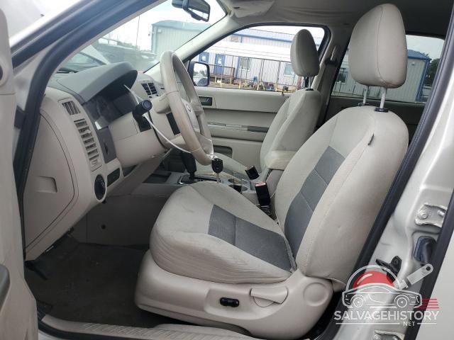 1FMCU03118KA28410 2008 FORD ESCAPE photo no. 7
