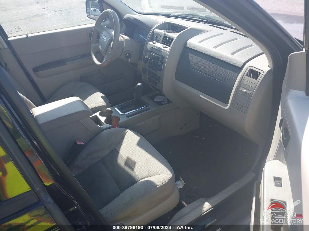 1FMCU03118KB77304 2008 FORD ESCAPE photo no. 5