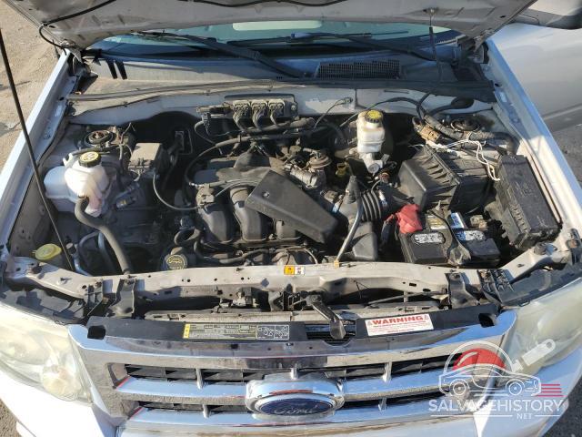 1FMCU03128KB98498 2008 FORD ESCAPE photo no. 12