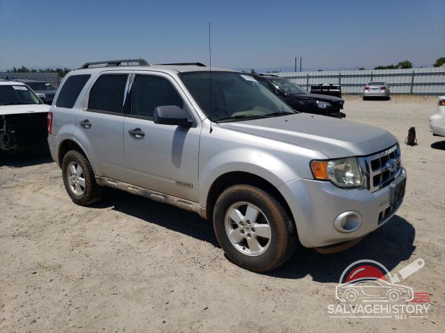 1FMCU93Z18KA09589 2008 FORD ESCAPE photo no. 4