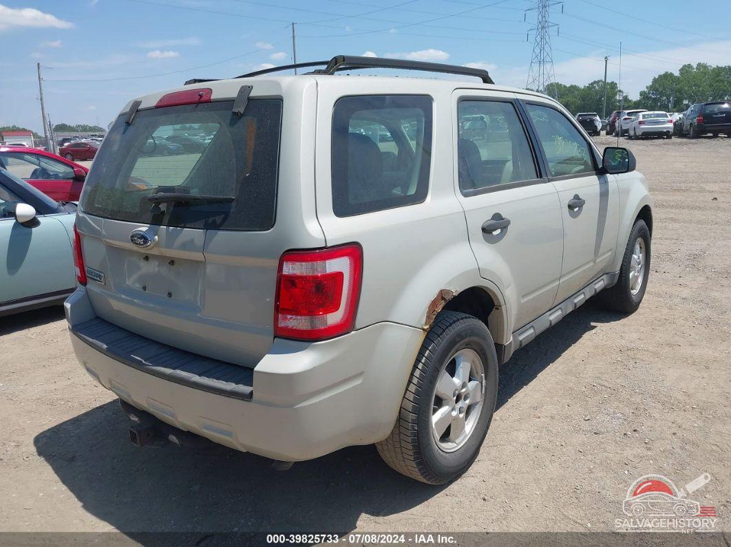 1FMCU02789KB86637 2009 FORD ESCAPE photo no. 4