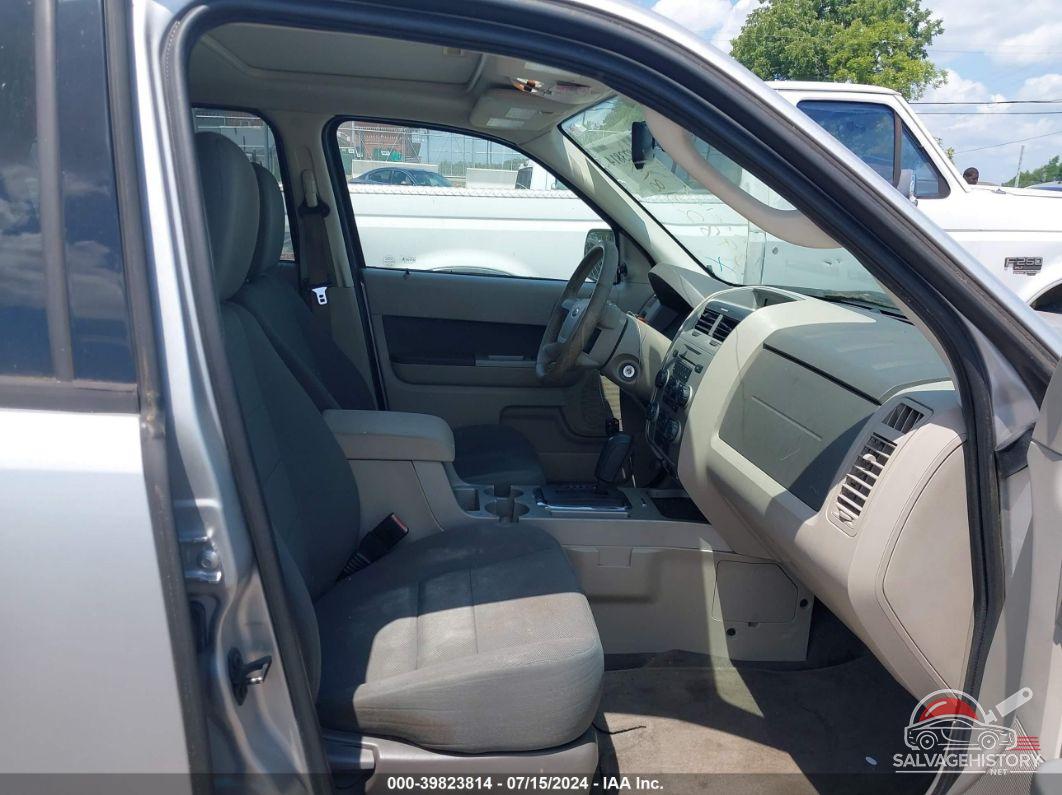 1FMCU0DG4AKA02408 2010 FORD ESCAPE photo no. 5