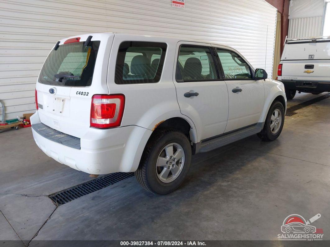 1FMCU9C77AKC89474 2010 FORD ESCAPE photo no. 4
