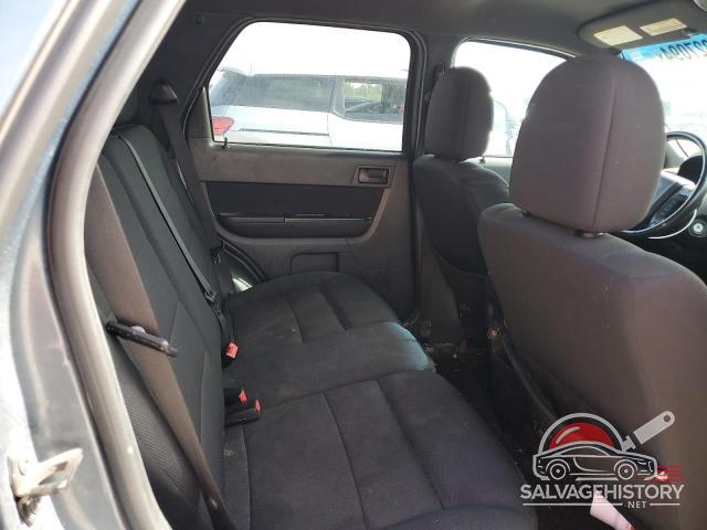 1FMCU9D73AKA61678 2010 FORD ESCAPE photo no. 10