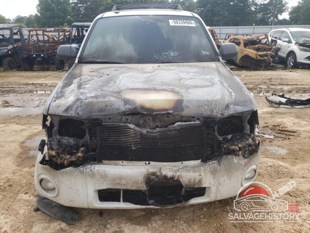 1FMCU0D77BKB24049 2011 FORD ESCAPE photo no. 5