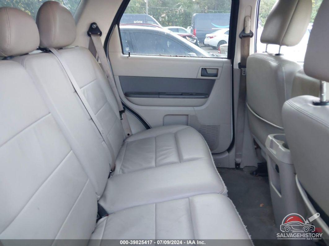 1FMCU0DG7BKC40318 2011 FORD ESCAPE photo no. 8
